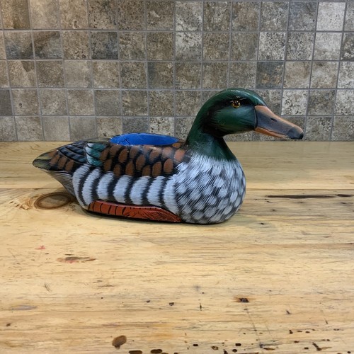 Vintage wooden duck - wooden, flower